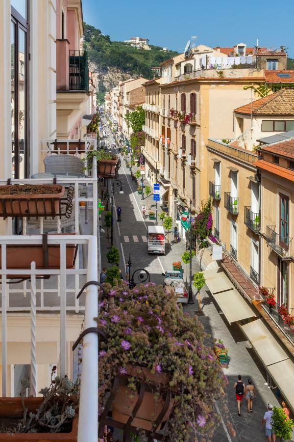Palazzo Starace Guest house